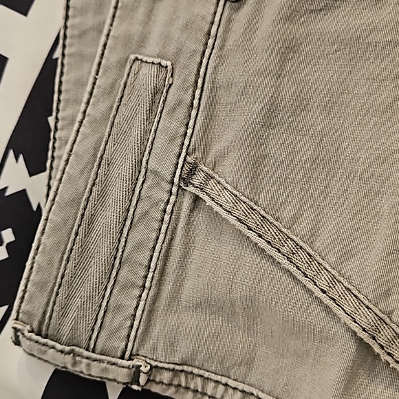 Anthropologie Shorts - Picture 8 of 8